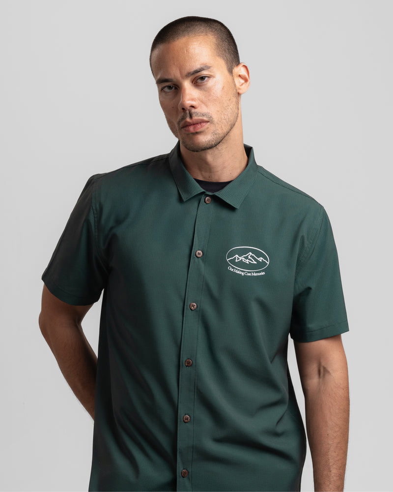 Slow Livin' Button Up - Green
